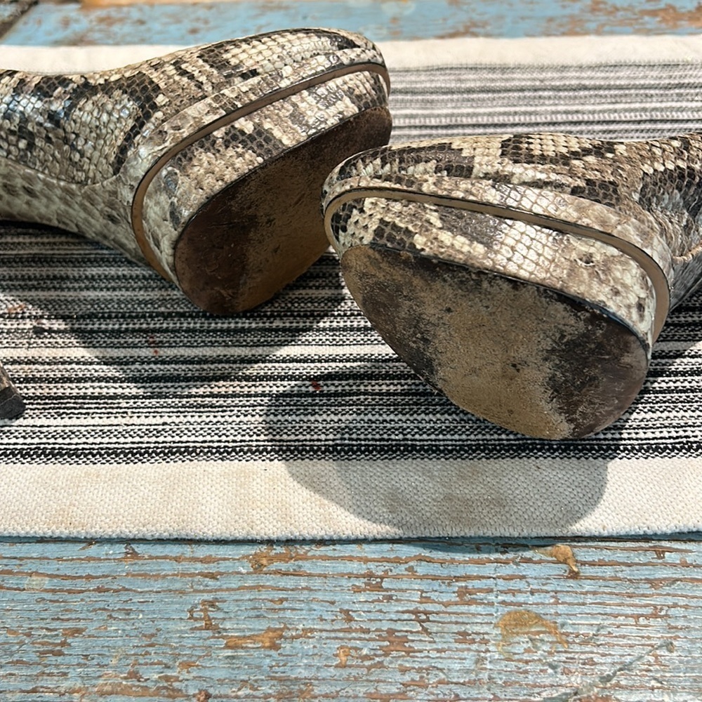Brian Atwood Faran Python Snakeskin Pattern Platf… - image 7